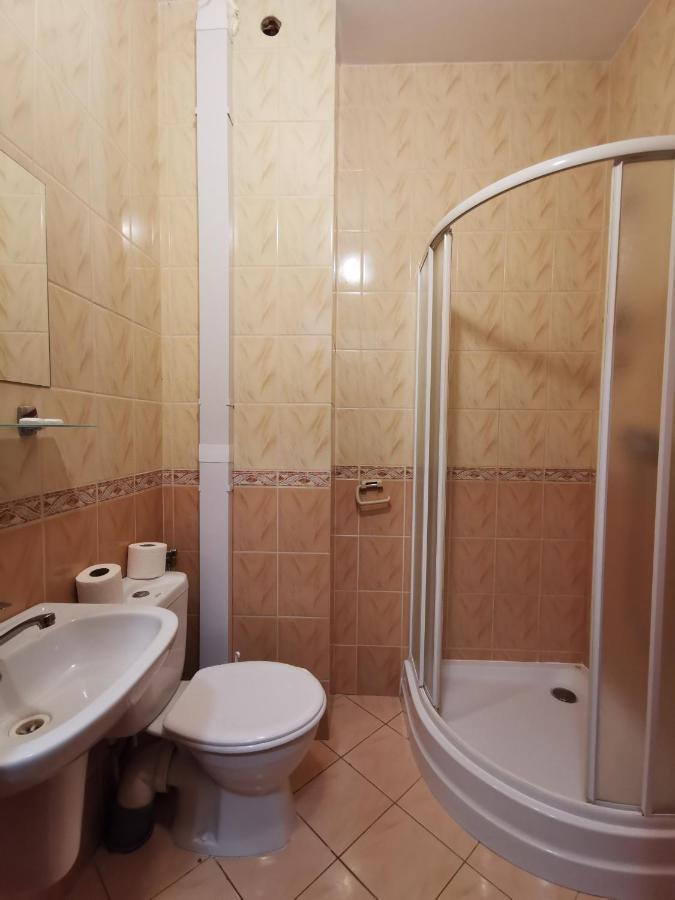 Podkowa Villa Police Eksteriør billede